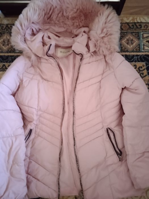 продаётся куртки тёплые дёшево