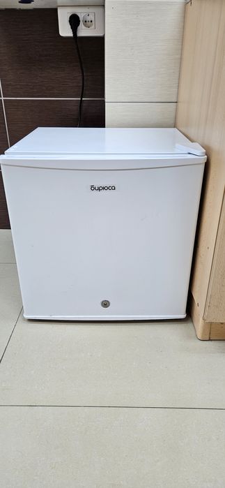 Холодильник Бирюса