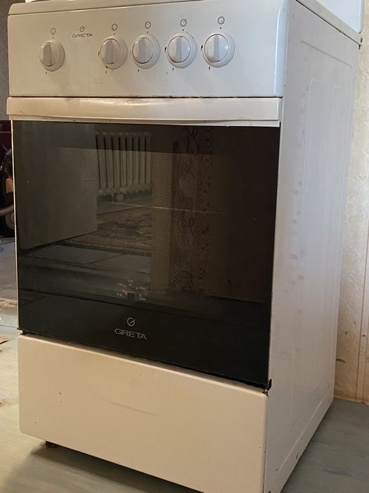 Продам газовую плиту