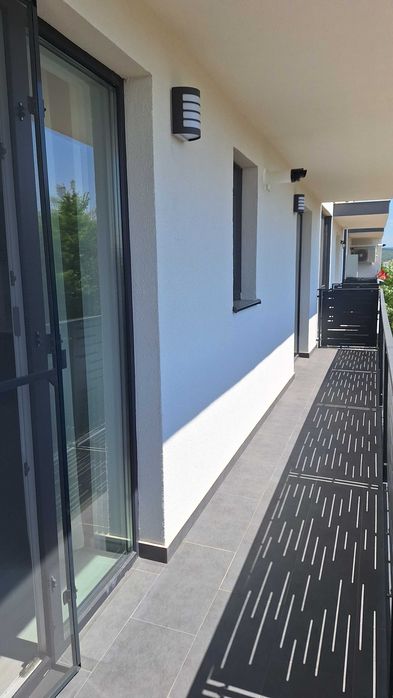 Ofer spre vanzare apartament nou cu 3 camere