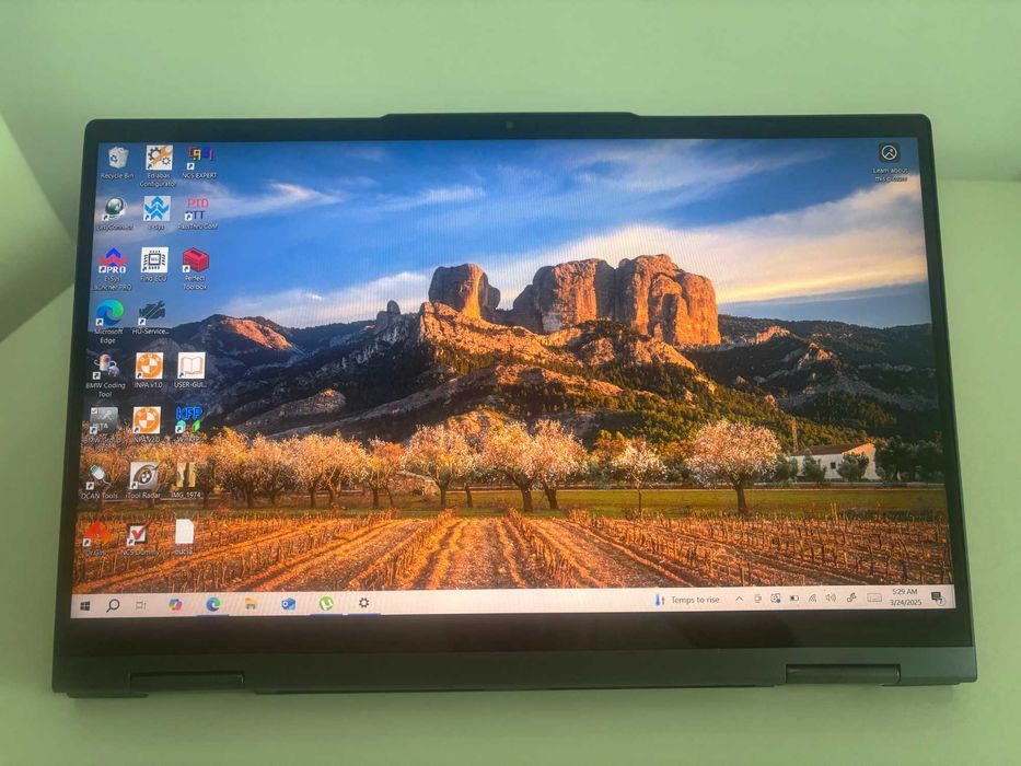 De vanzare Lenovo YOGA 7 AMD Ryzen 5 5600U 2,3 GHz, HDD 512, RAM 16 GB