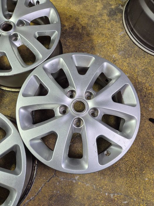 4 Jante Aliaj 5x114.3 16'' OEM SUZUKI SX4 Swift Vitara 6.5J ET 50