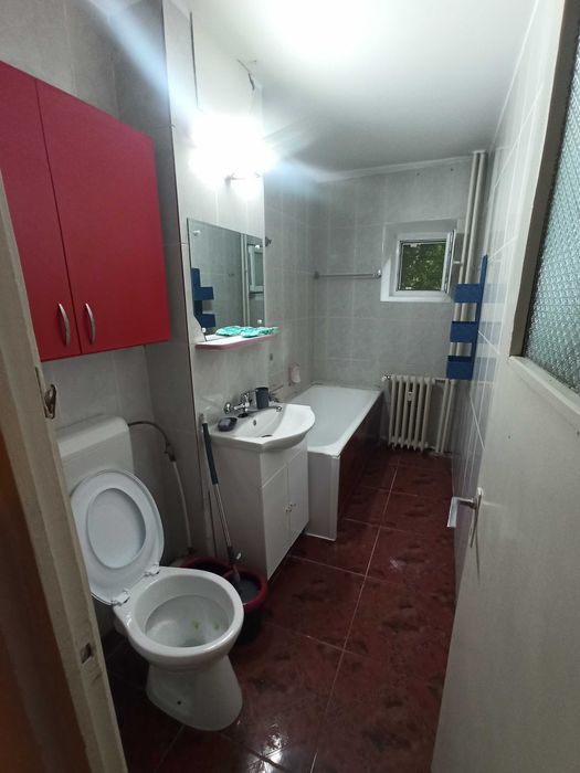 Particular, inchiriez garsoniera, sector 3, zona Costin Georgian