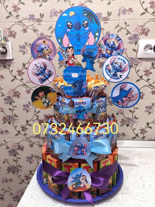 Decorațiuni tort din dulciuri ambalate cu personaje