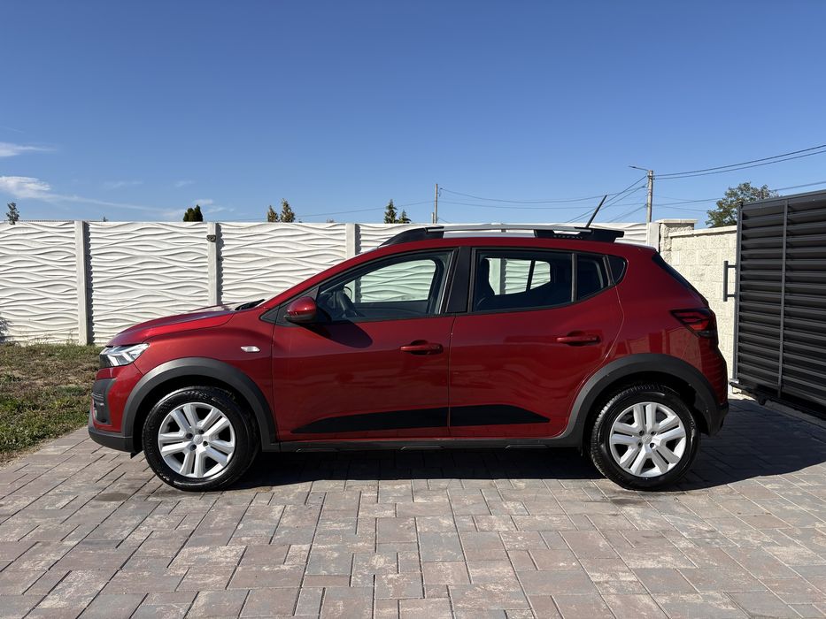 Dacia Sandero Stepway 2022 | 1.0 TCe 100 CP | Full Option | Navi | CarPlay | 6 Trepte