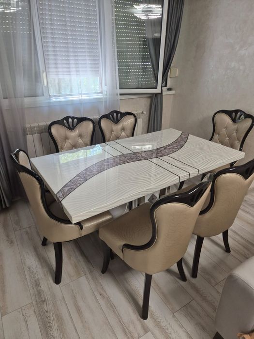 Masa dining din marmură + 6 scaune piele