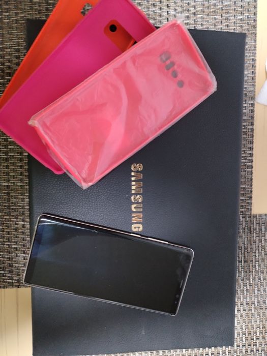 Продам Samsung  Not 8