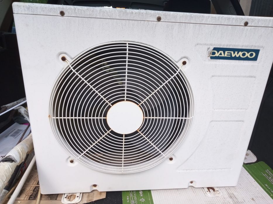 Aer condiționat Daewoo 9000 Btu funcțional