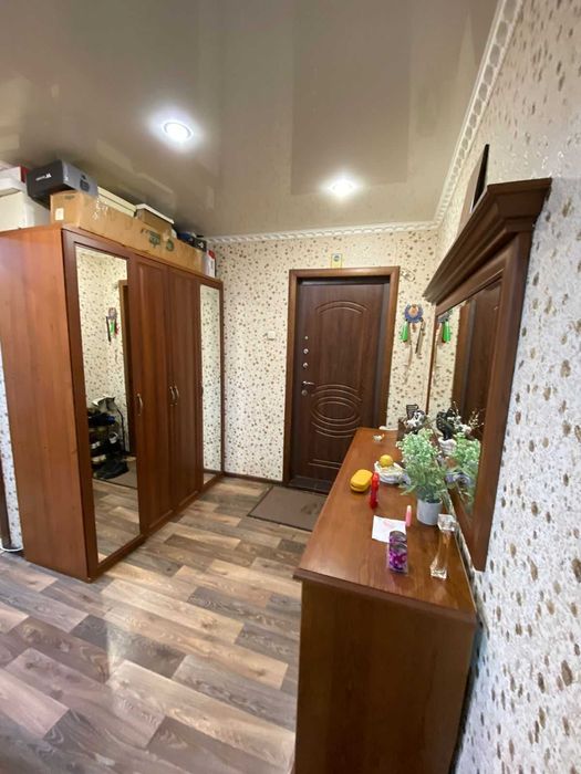 Продается 2 ком квартира район Детская Больница