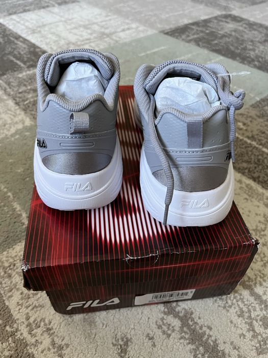 Нови Маратонки Fila