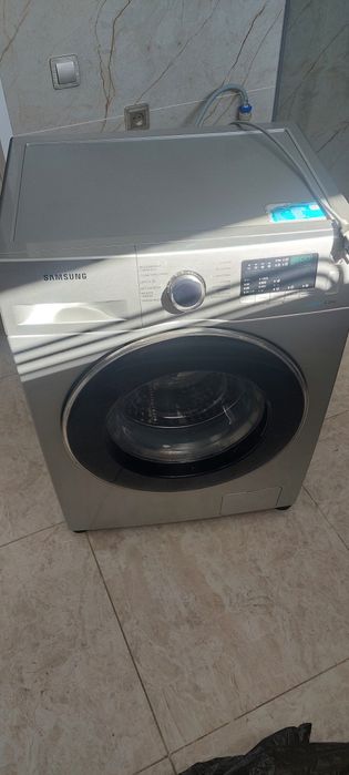 Продам стиральную машину