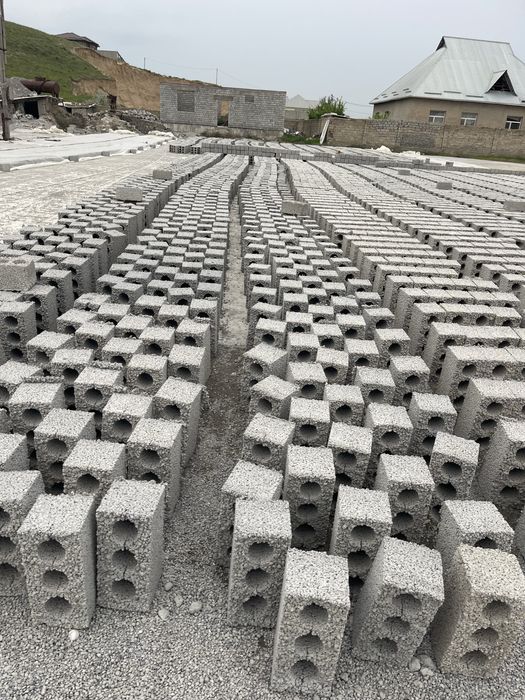 Шлакоблок по 130 опю