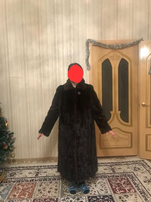 Шубу продам новую