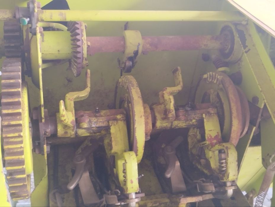 Uzb ishlamagan Kareski claas 55