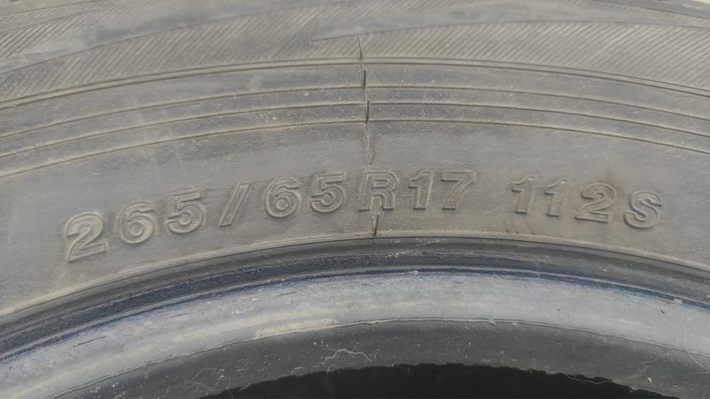Продам компоект шин 265/65 r17