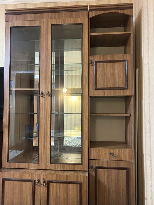 Шкафы и подставка для телевизора