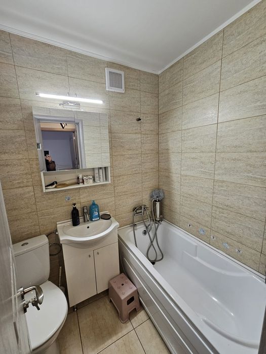 Apartament 3 camere, 68 mp, etaj 4 cu panoramă deosebită, Trivale Complex 2, complet renovat 105.000 € negociabil