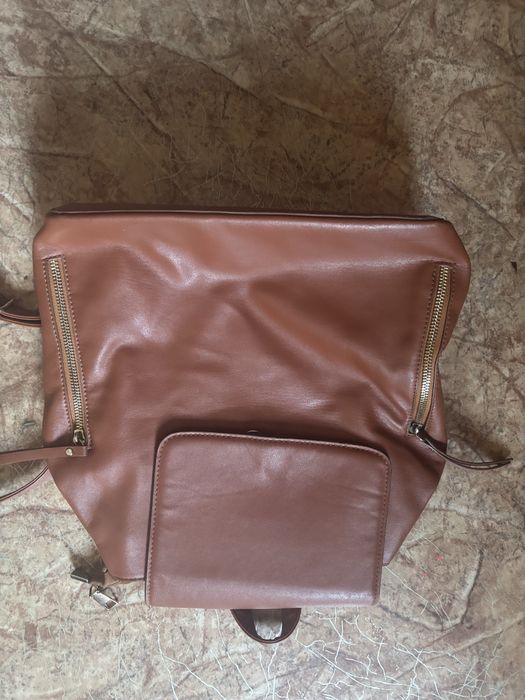 Продаю женский рюкзак