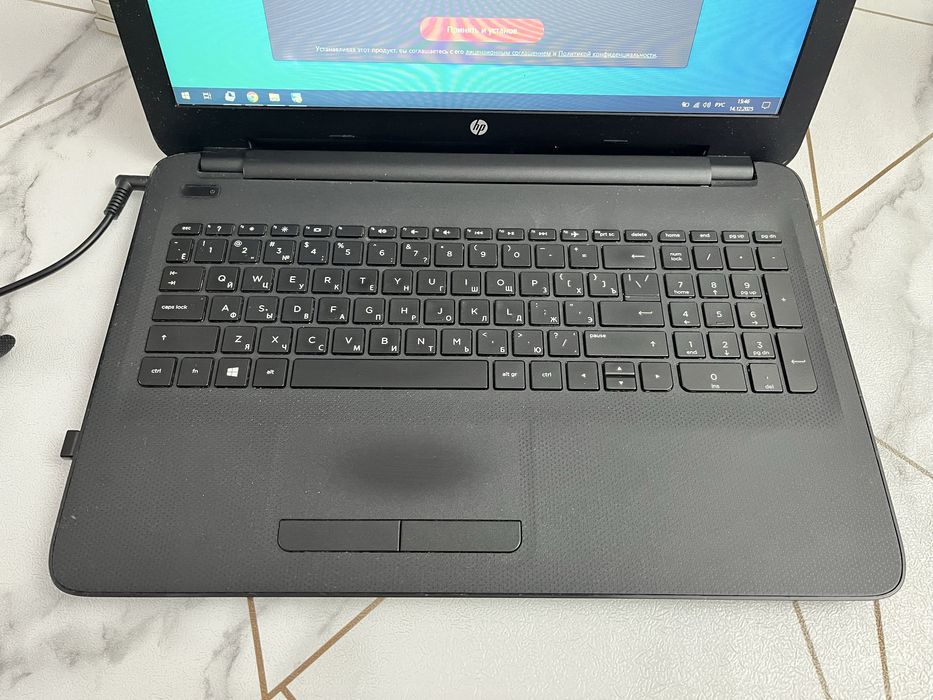 Ноутбук hp 250 сотилади БТС