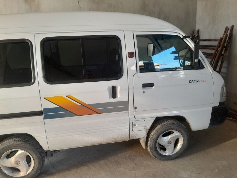 Дамас мошинаси сотилади