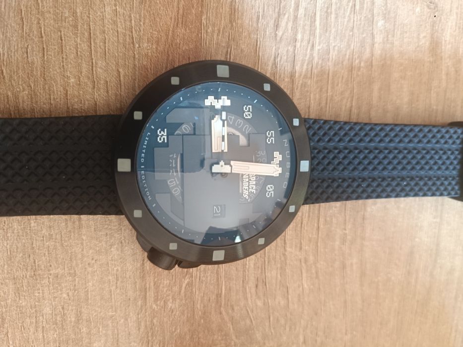 Nubeo Space Invaders limited edition