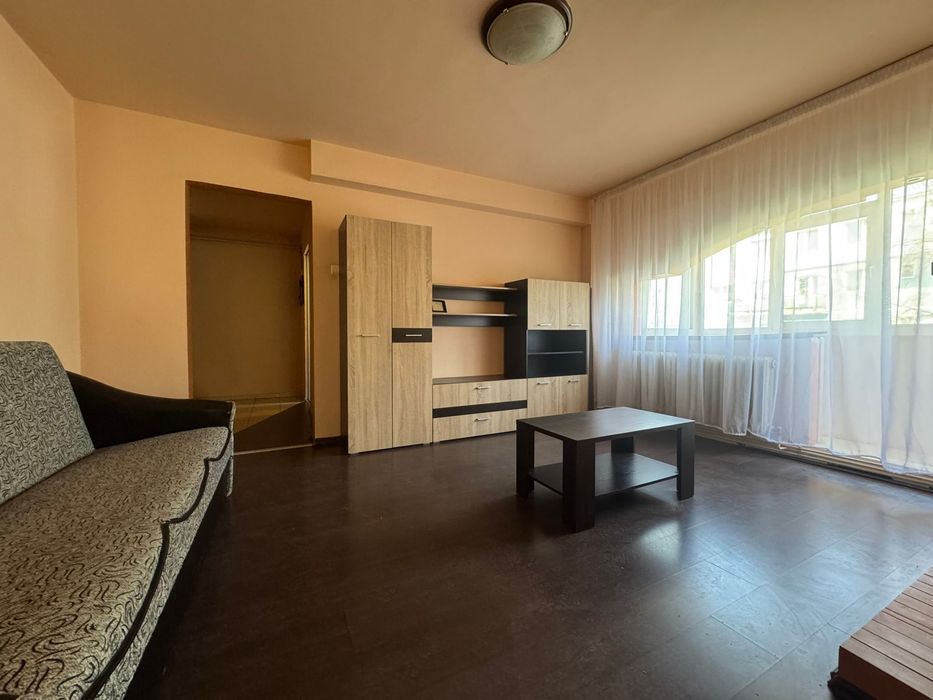 Apartament 2 camere strada Decebal podu ros