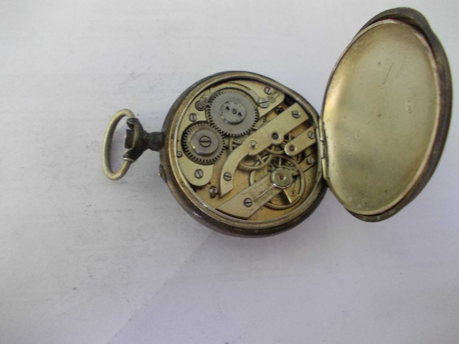 Ceas vechi de buzunar defect din argint 4