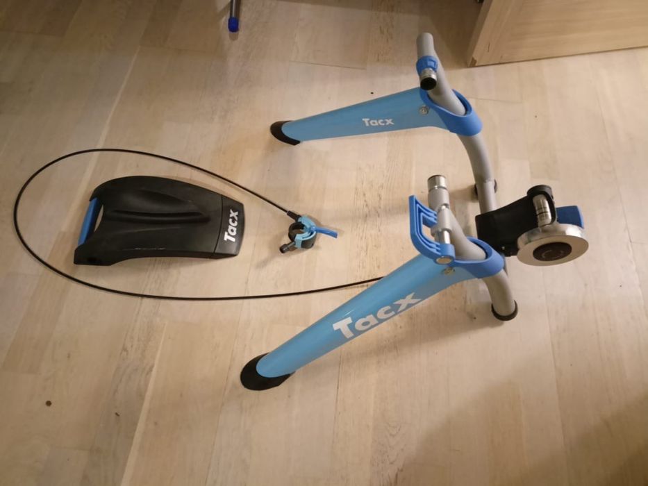 Велостанок Tacx Satori Smart