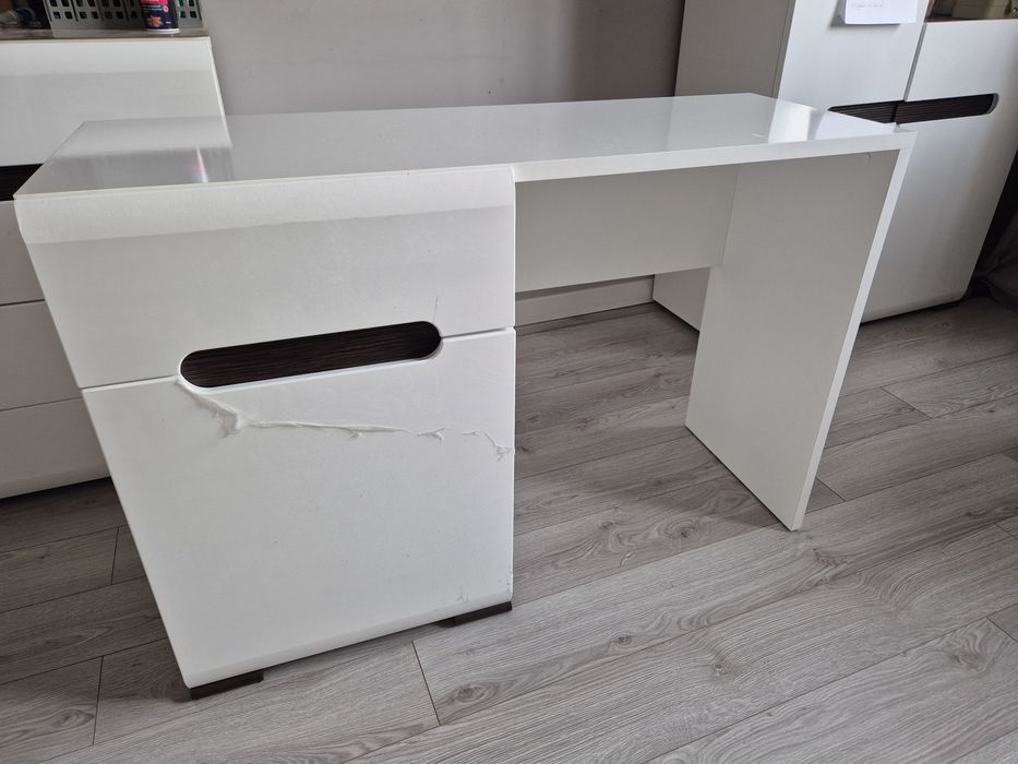 Столик впишется в ваш интерьер!