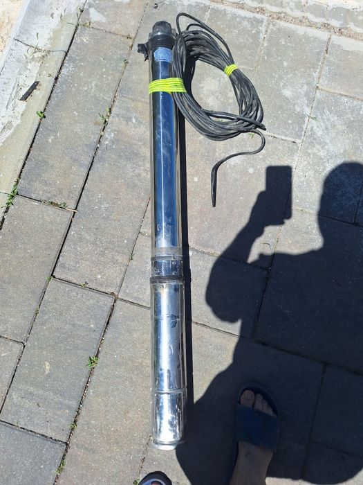 Pompa sumersibila de mare adancime