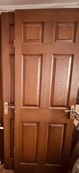 Двери деревянные