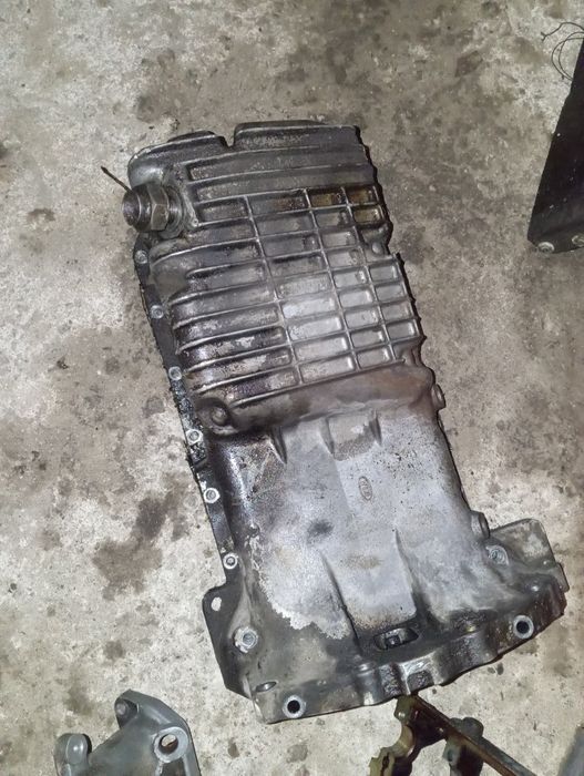 Двигатель на разбор