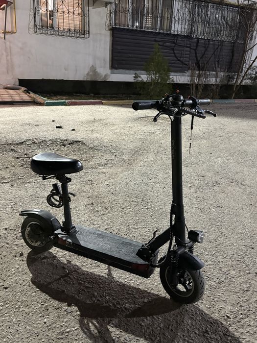 Электро самокат joyor