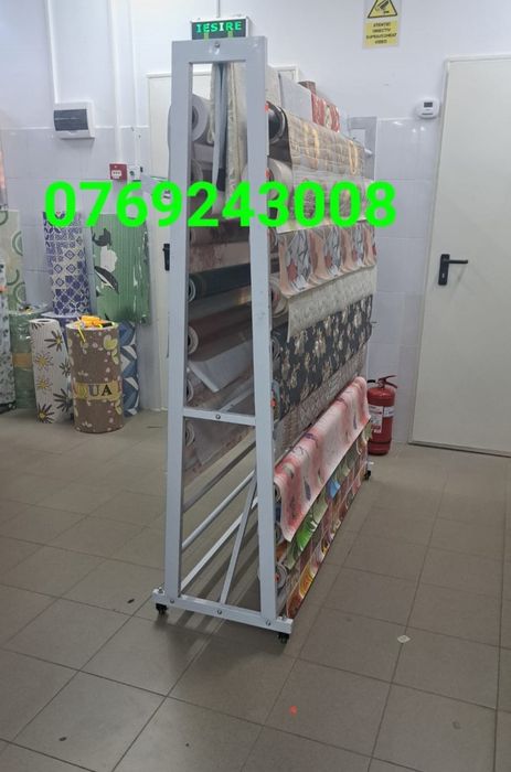 Vand rafturi pentru supermarket