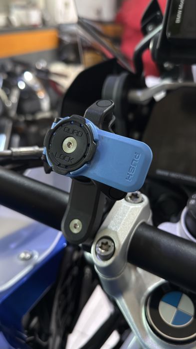 Suport telefon moto Quad Lock