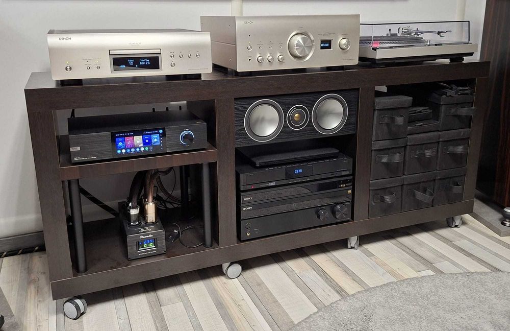 Mobila HI-FI - Mobexpert, 3 compartimente, stare impecabila