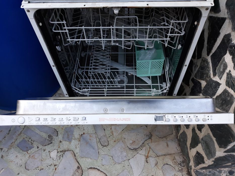 Съдомиялна машина NARDI H