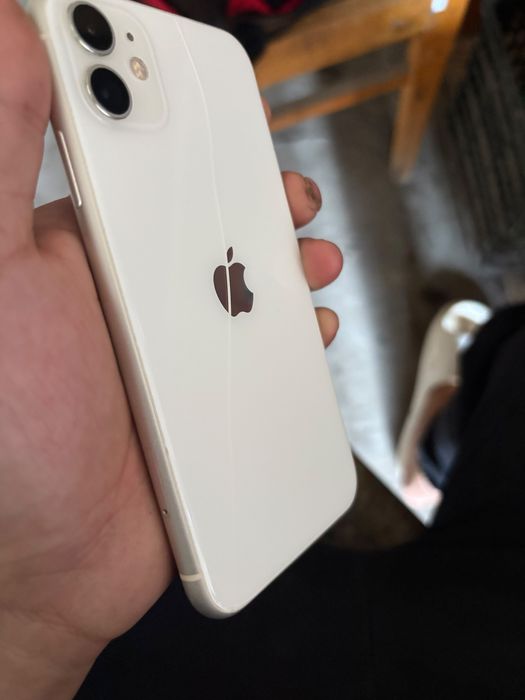 Продам iphone 11 128 гб