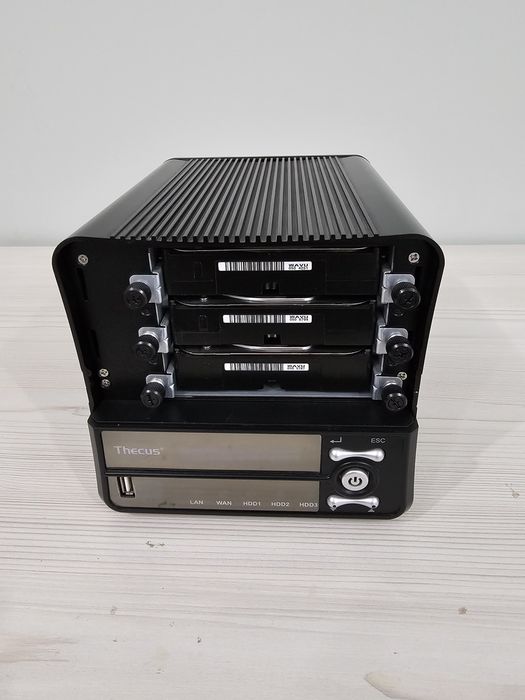 NAS Thecus N3200Pro