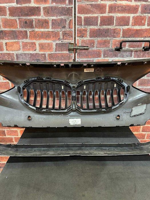 Bara fata BMW SERIA 1 F40 M-pachet