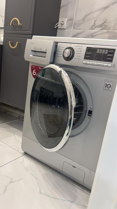 Продам стиральную машину