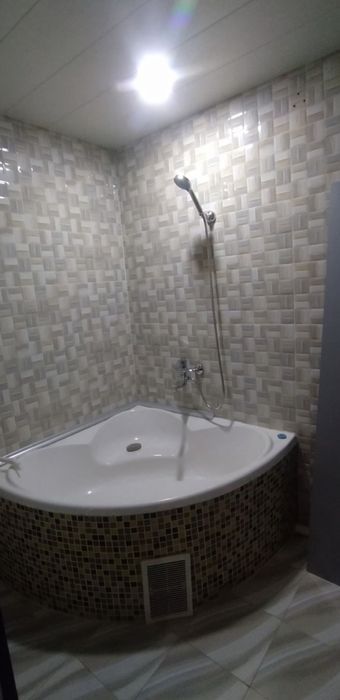 Evro remont uy jixozlari b-n ijaraga beriladi.Shaxar markazida (Ganga)