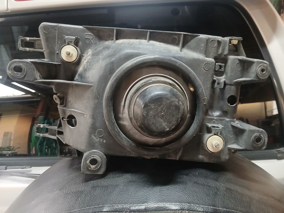 Продам фары на Toyota
