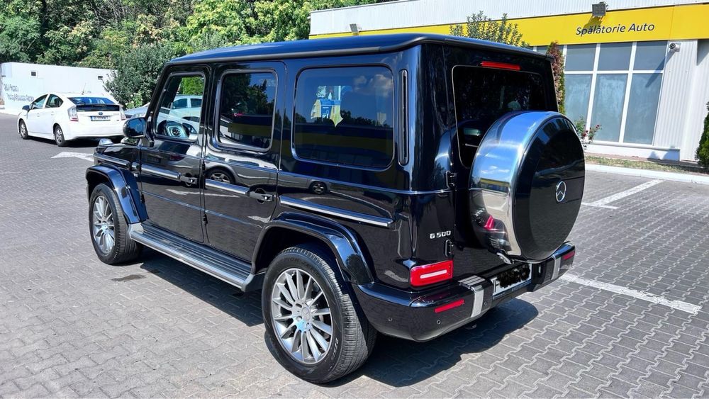 Mecedes benz  G500