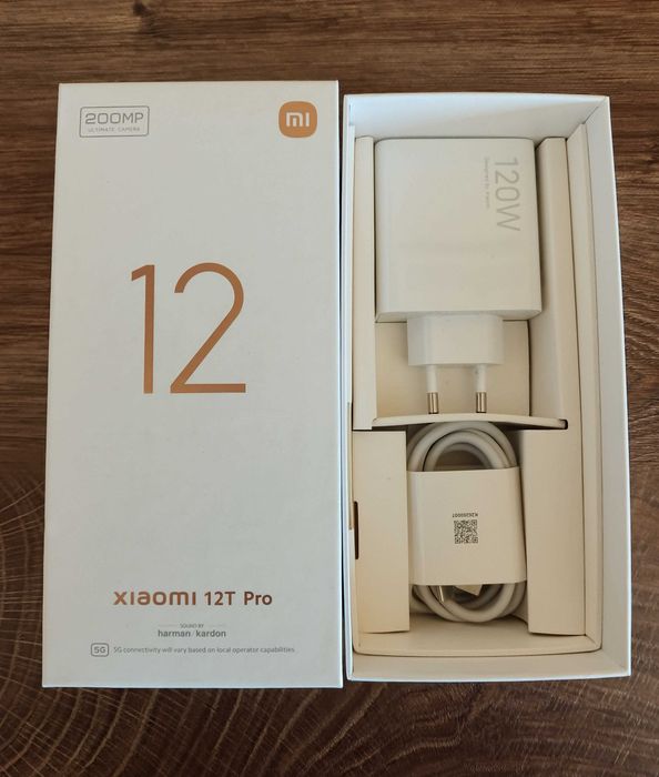 Xiaomi 12T Pro 256GB + 12GB RAM, черен, в отлично състояние, пълен комплект