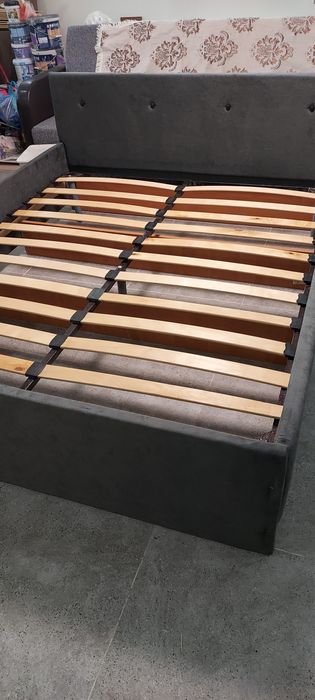 Продам кровать  1.60х2.0