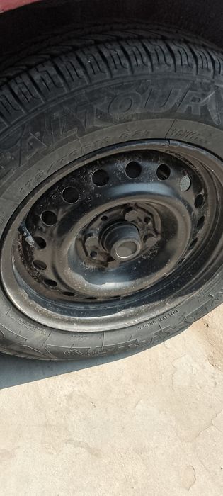 Продам диски с резиной R13