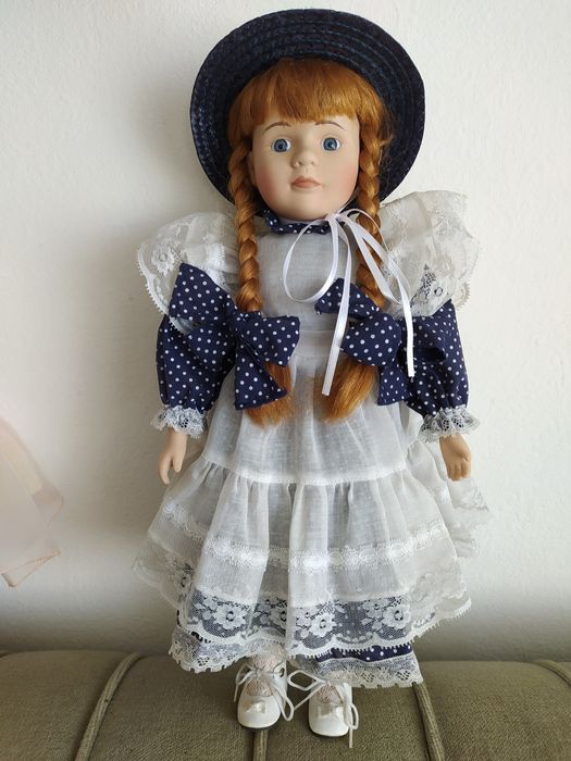 Порцеланови кукли - 2 броя