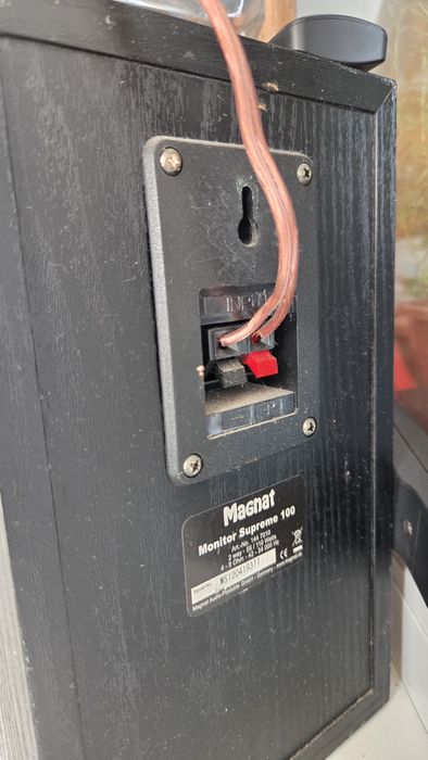 Vand sistem 5.1 sony cu boxe  si subwoofer magnat