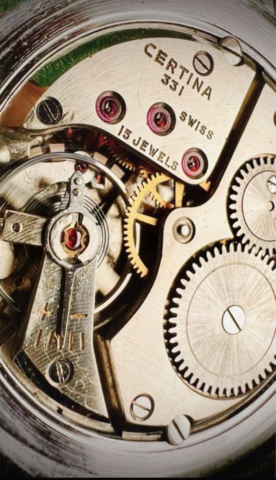 Certina jumbo model unic în această condiție